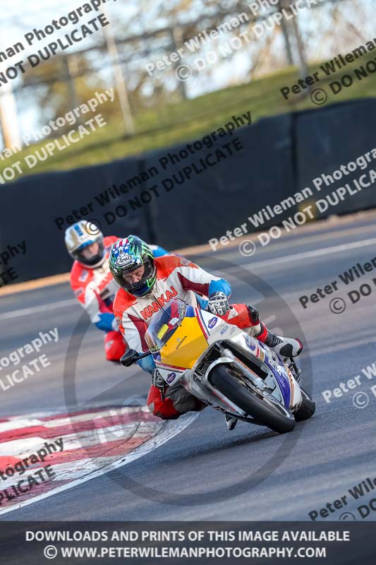 brands hatch photographs;brands no limits trackday;cadwell trackday photographs;enduro digital images;event digital images;eventdigitalimages;no limits trackdays;peter wileman photography;racing digital images;trackday digital images;trackday photos